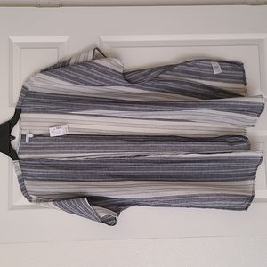 NWT Maurices Blue and Cream Ruana/Kimono